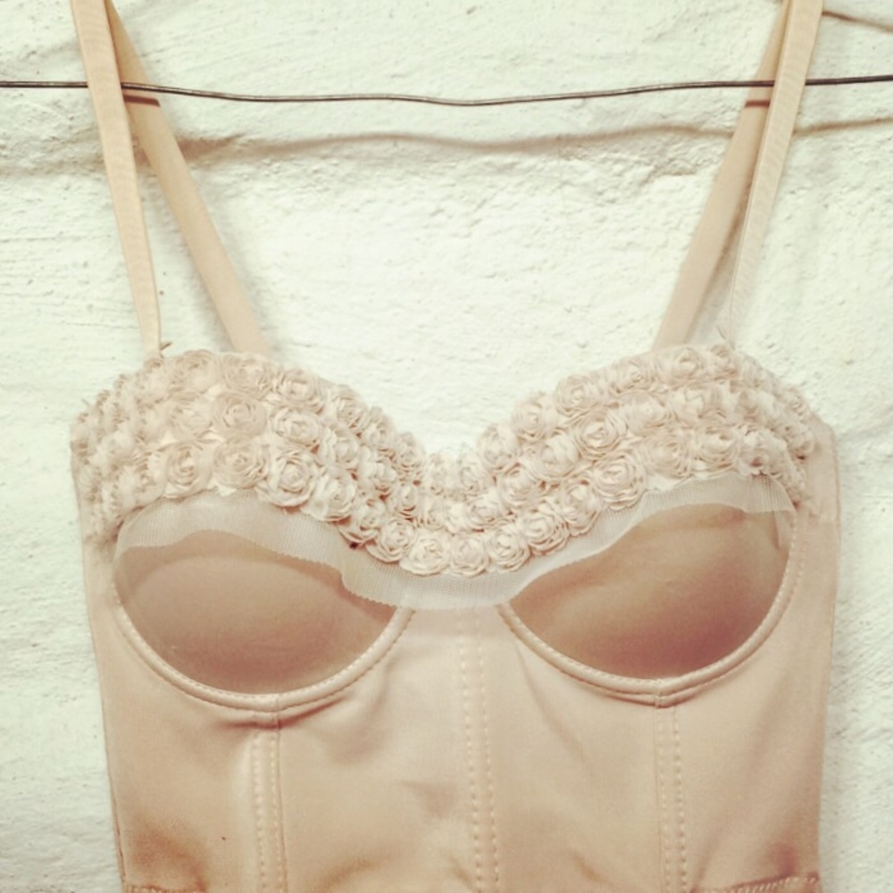 soirée Nude roses bustier size 34/75